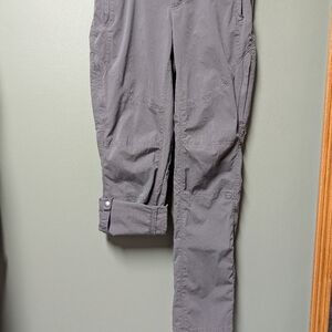 Kuhl Women's Size 12 Pants Cotton Stretch With Roll Up Feature.